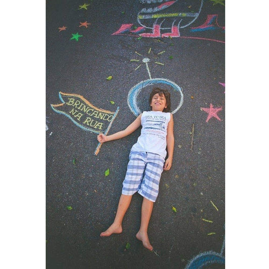 Crayola Washable Sidewalk Chalk – 10 Vibrant Colors, Long-Lasting Outdoor Chalk Set for Kids, Non-Toxic & Easy to Clean