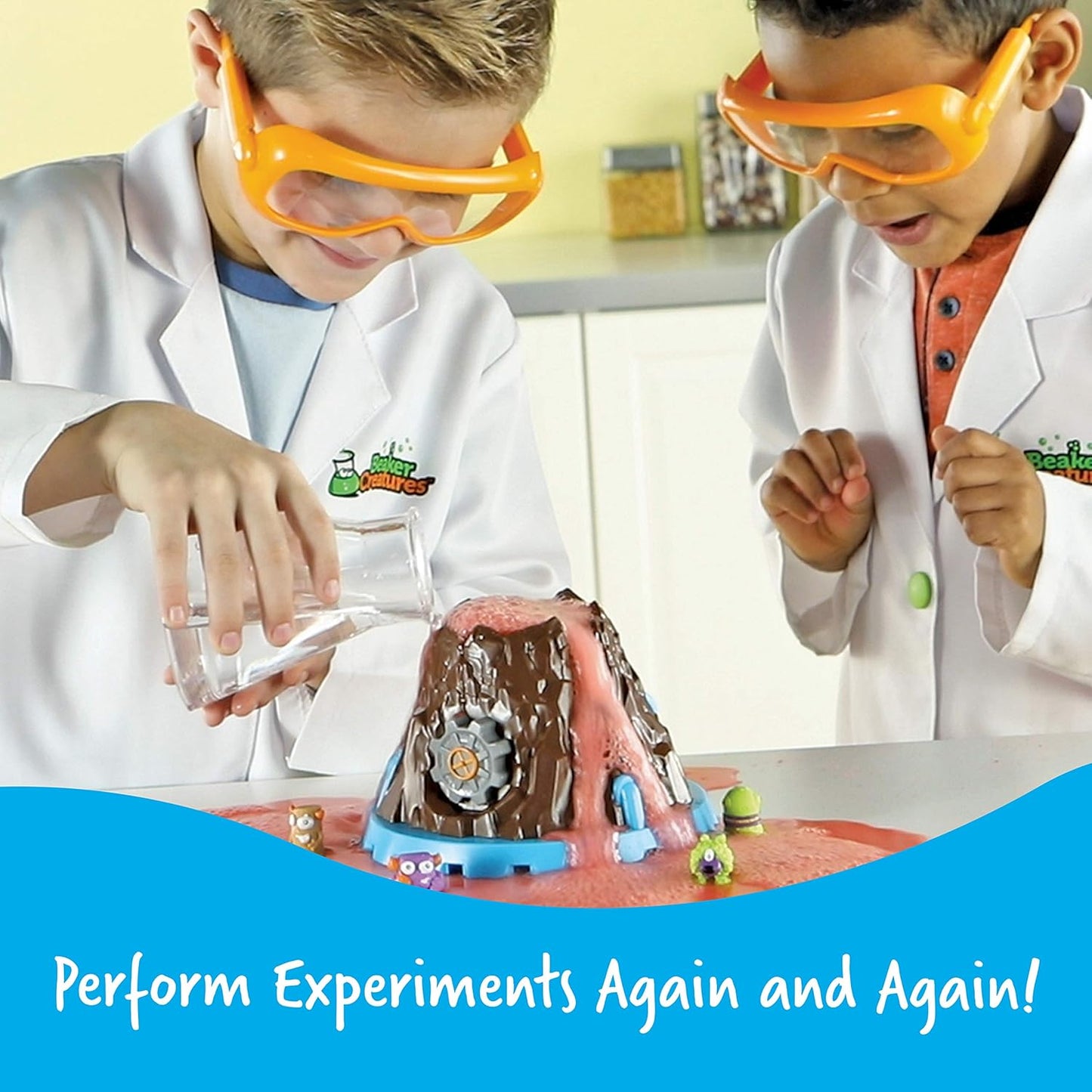 LR-BEAKER CREATURES® BUBBLING VOLCANO REACTOR